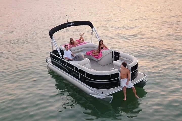 tritoon boats rentals
